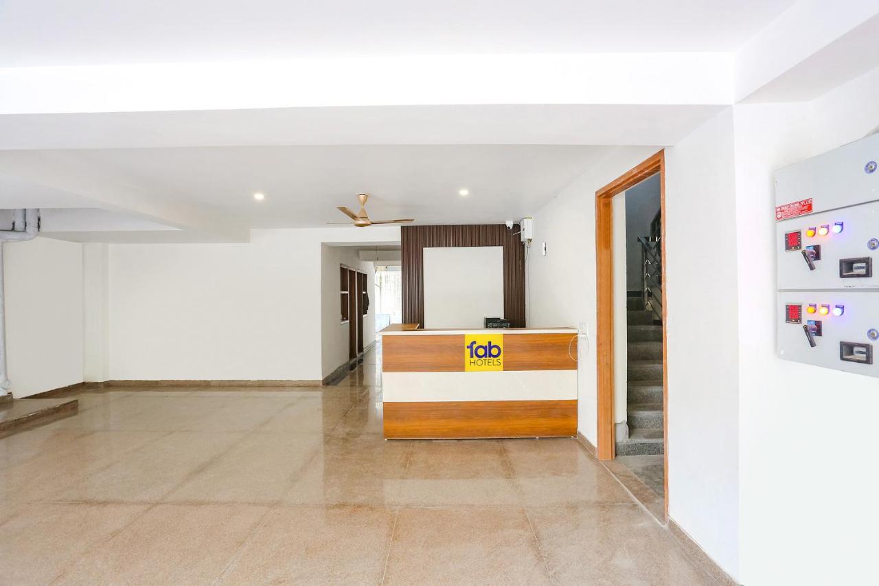 Fabhotel Raahi Retreat Gurgaon Esterno foto